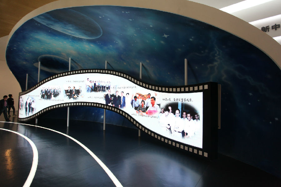 古城新貌，洲明科技長(zhǎng)卷書寫“大美寶安”