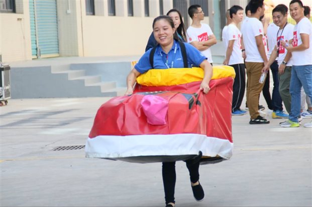 看我多了一只“快樂的大腳”,瞬間腳底生風!